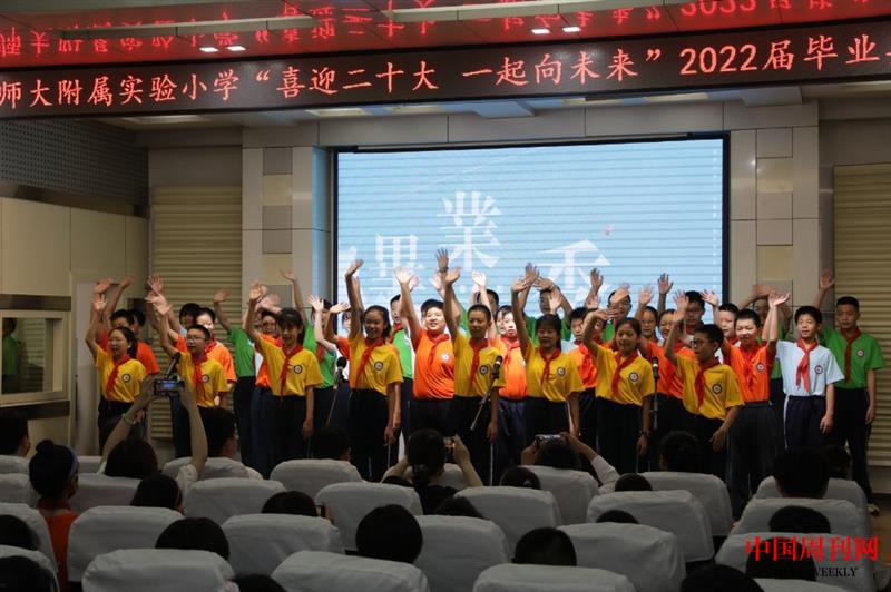 8.合唱《我们的毕业歌》.JPG