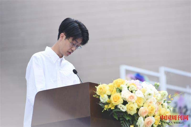 007西安美术学院中国画学院刘文西工作室宫瑞言同学发言.JPG
